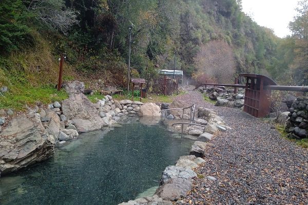 Termas Los Pozones